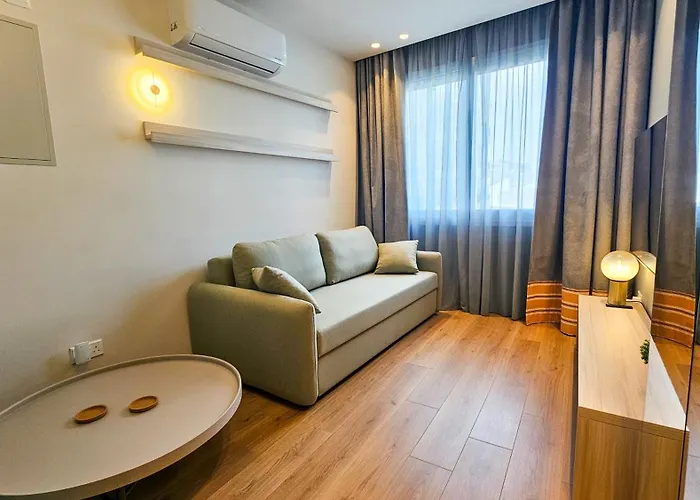 The Colors Of * לרנקה